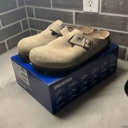 Slightly Used Light Brown Size Men’s 11 Birkenstocks(with Box) 