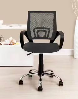 Modern Rolling Black Mesh Swivel Chair