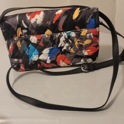 Vera bradley floral pattern crossbody