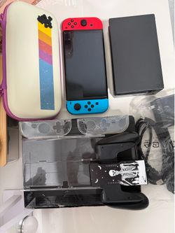 Nintendo Switch OLED Bundle - Like New - $250 OBO 🎮