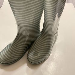 UGG Rain Boots Kids Size 2