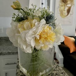 Decoration Flowers 🌸 Sahara & Decatur 