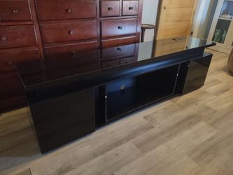 Brand new solid wood TV stand 70x20x15