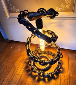 Vintage chain lamp