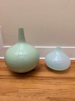 Vases (set $20), coastal, beachy, rustic vibe bathroom decor (set $20) bathroom hardware ($7 for shower rod, towel bar, robe or towel hooks and TP hol