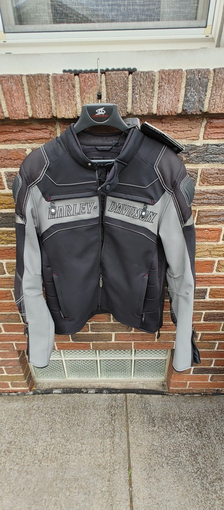 Harley Davidson FXRG Mens Riding Jacket Sz Large NEW