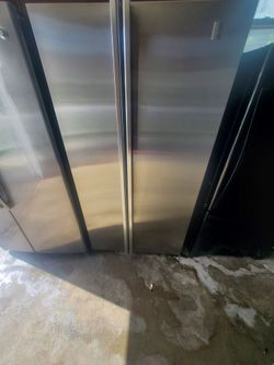 GE fridge great condition  warranty ready to deliver or Pick  301 Saundview Ave Bronx NY  10473 great conditions  warranty  also Bridgeport CT  locati