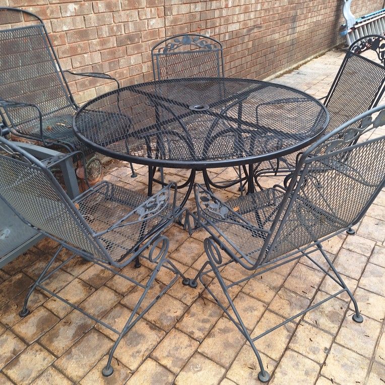 Mesas Set 5pc. Rocking Chair