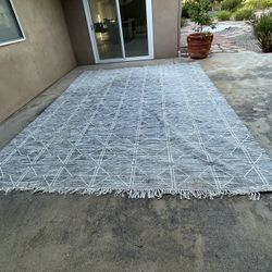 West Elm Reflected Diamonds Outdoor Rug 10x14