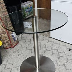 HYYTEIBL 27.3" Round Glass Dining Table: