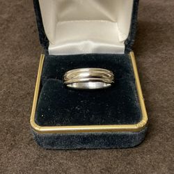 Platinum Men’s Ring