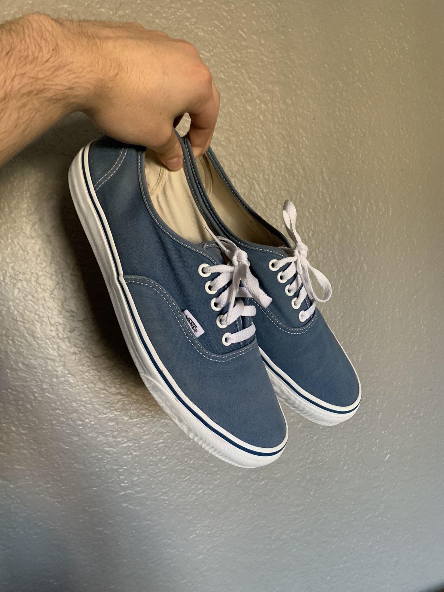 Vans Authentics. Size 11.