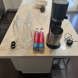Sodastream E-Duo + Accessories