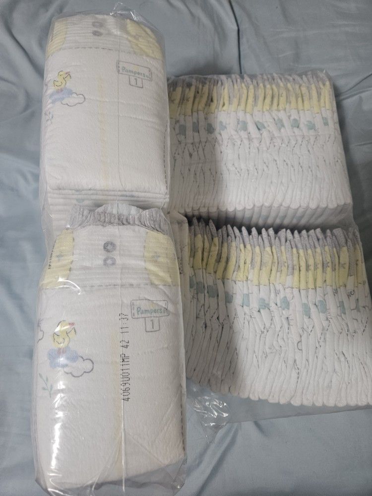 Pampers swaddlers size 1