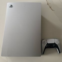 Ps5 and controller 
