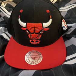Mitchell & Ness Chicago Bulls Adjustable Fit Snapback Hat