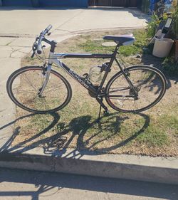 Schwinn varsity 1200 21-speed road bike