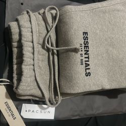 Essentials Sweats 