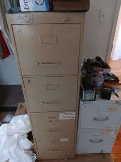 4-Drawer Metal Filing Cabinet