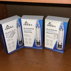 Blackhead Vacuum Remover 