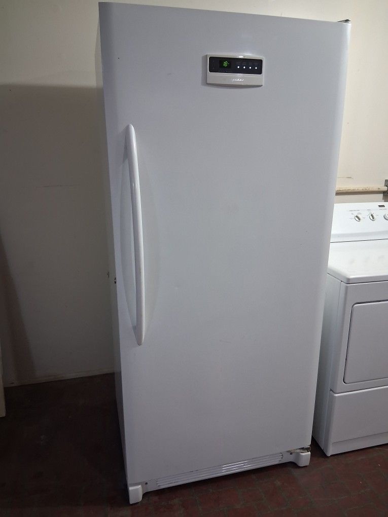 Nice Standing Freezer