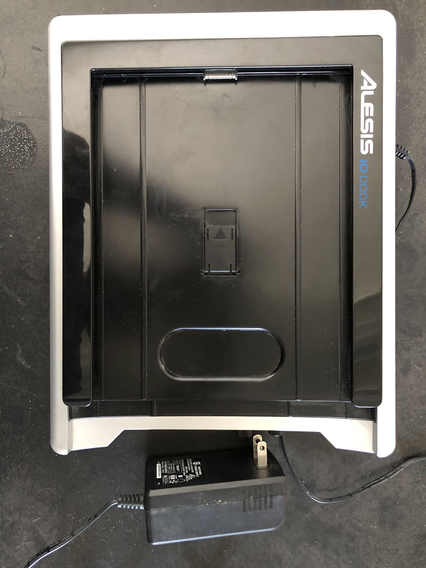 Alesis iO dock for iPad