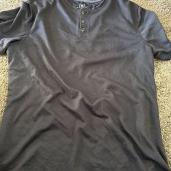 Men’s Shirt Size Large 