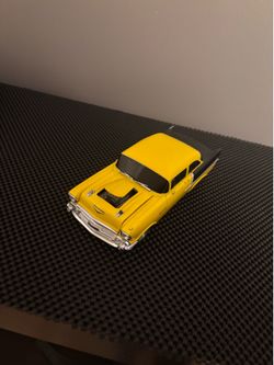 1957 Chevrolet Diecast Car Model Vehicle - Yellow & Black Color Car