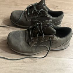 Red wing slip resistant shoes Classic Olive Lace-Up shoes