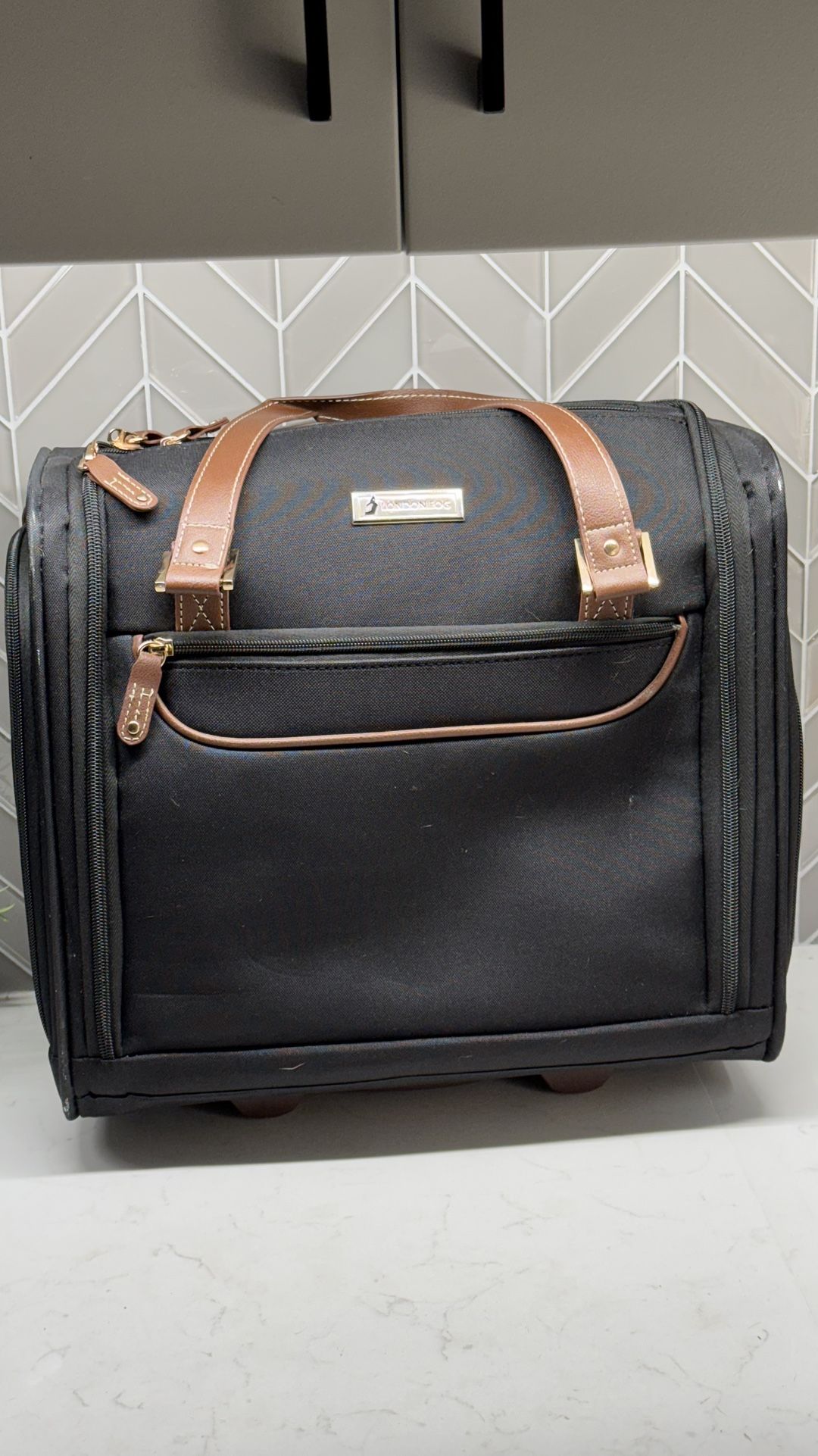 15” Under The Seat Bag Carry On London Fog