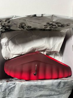 Nike Red Mind Slides