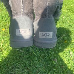 Gray Ugg Boots 