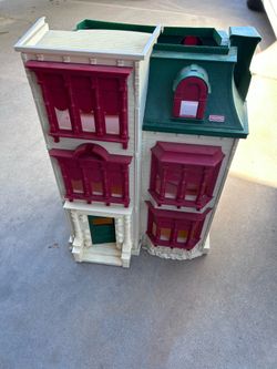 Vintage fisher price loving family Xmas home