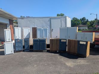 Kitchen Cabinets. Delivery Available