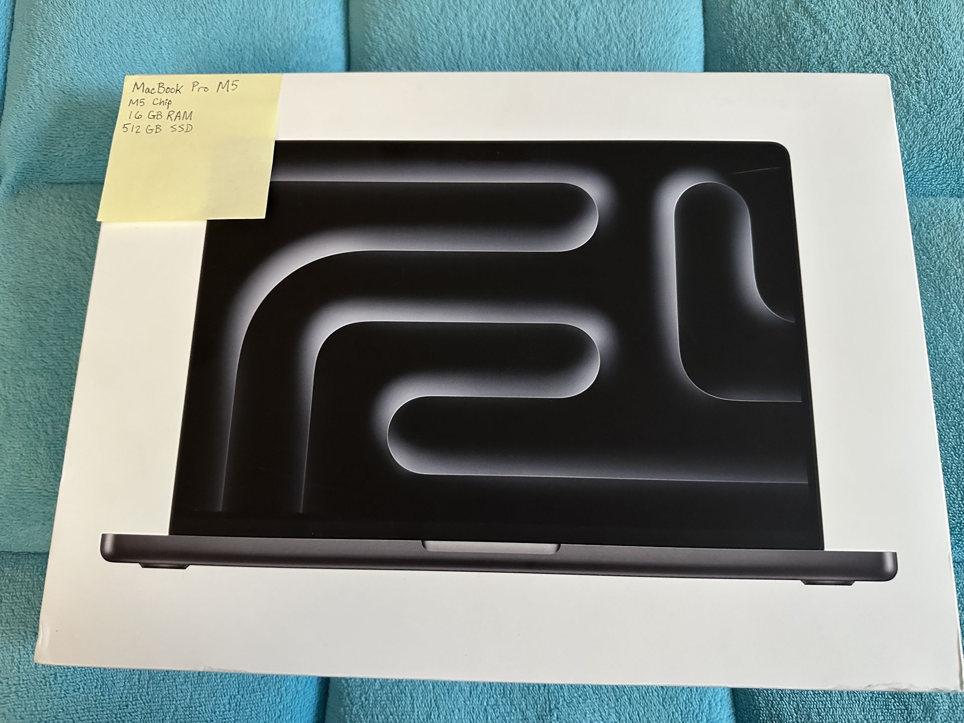 New Apple MacBook Pro 14” M5 Chip 512GB 16GB RAM Space Black