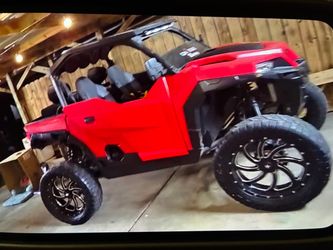 2017 Polaris General 1000.     $9,000