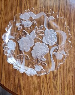 Rosette Platter 14" New
