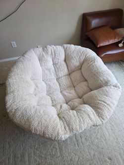 Used White Papasan Chair