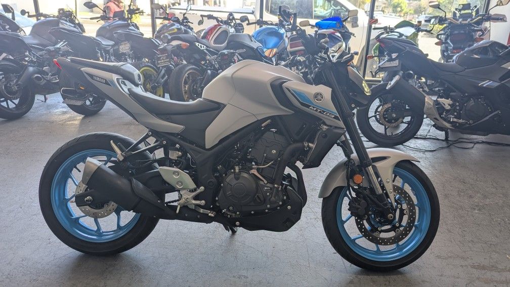 2025 Yamaha Mt03 ABS Clean Title Motorcycle