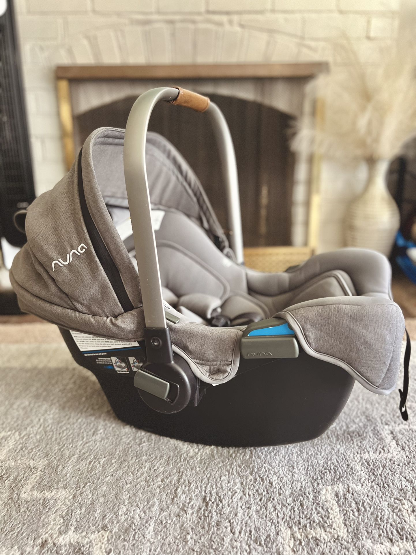 Nuna pipa infant car seat