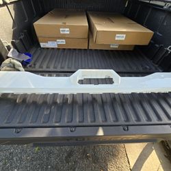 2025 Toyota Tundra Rear Tailgate Wing Spoiler  (White)