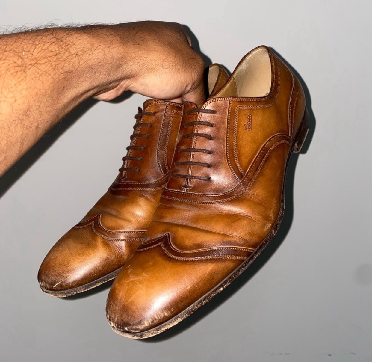 Mens brown leather Gucci wingtip dress size 9