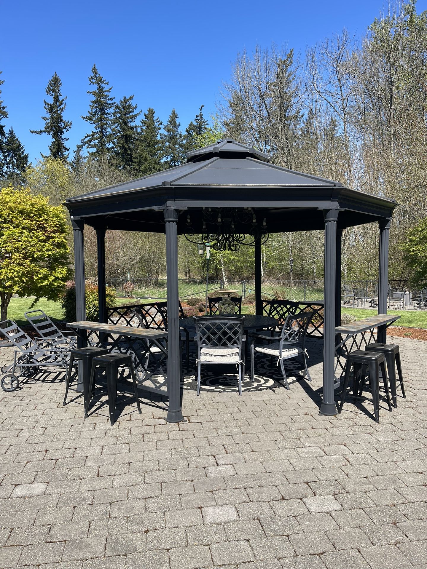 Sunjoy Metal Octagon Gazebo