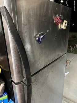 Refrigerator Trabaja Bien