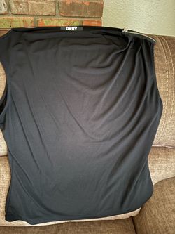 DKNY TOP