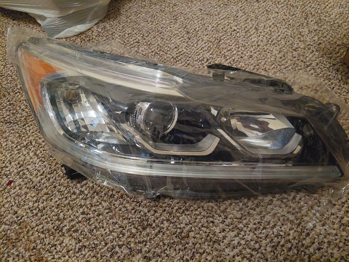 2017 Honda Accord Headlight