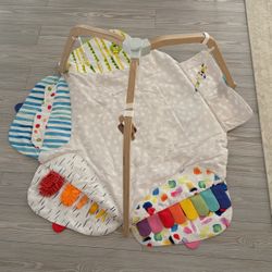 LOVEVERY Play gym