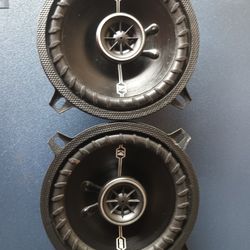 Kiker Speakers 5 1/2  Semi Nuevas