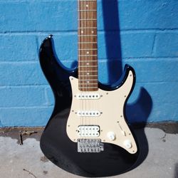Yamaha Electric Guitar EG112C