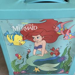 Vintage 1990’s Little Mermaid  Ariel Doll Case & Dolls / Access. 30 Years Old???